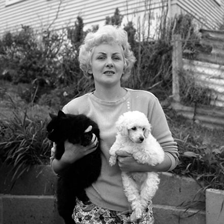 a. Mrs Lynch, 10 Berkshire Avenue