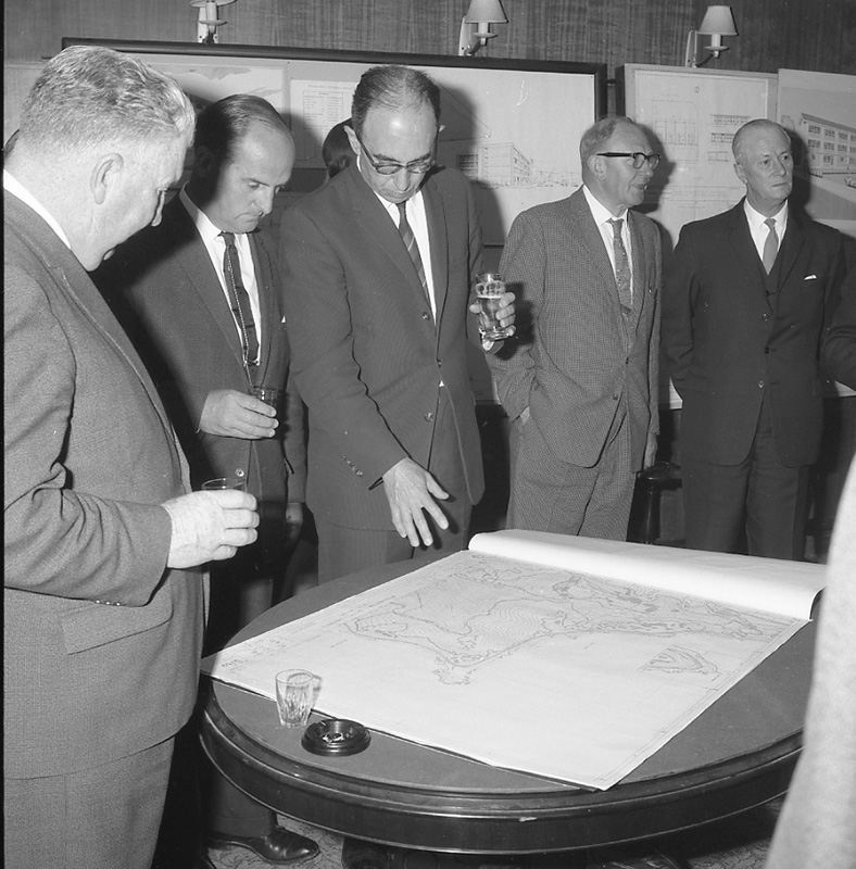 g. Town Plan Reception