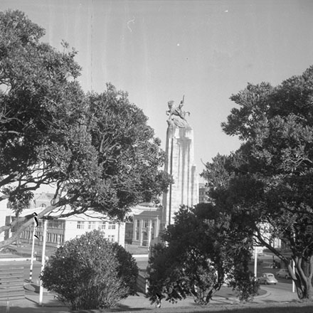 c. Cenotaph, Government Buildings