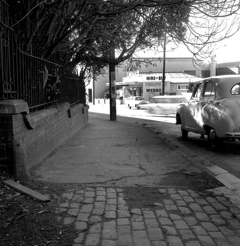 b. Mansfield Street Footpath