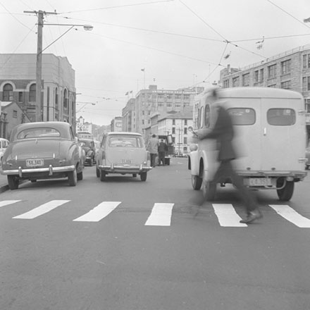 d. Traffic, Customhouse Quay