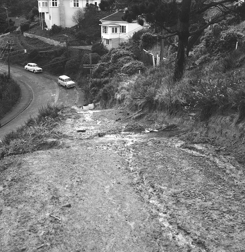 e. Accesses, Volga Street, Carlisle Street