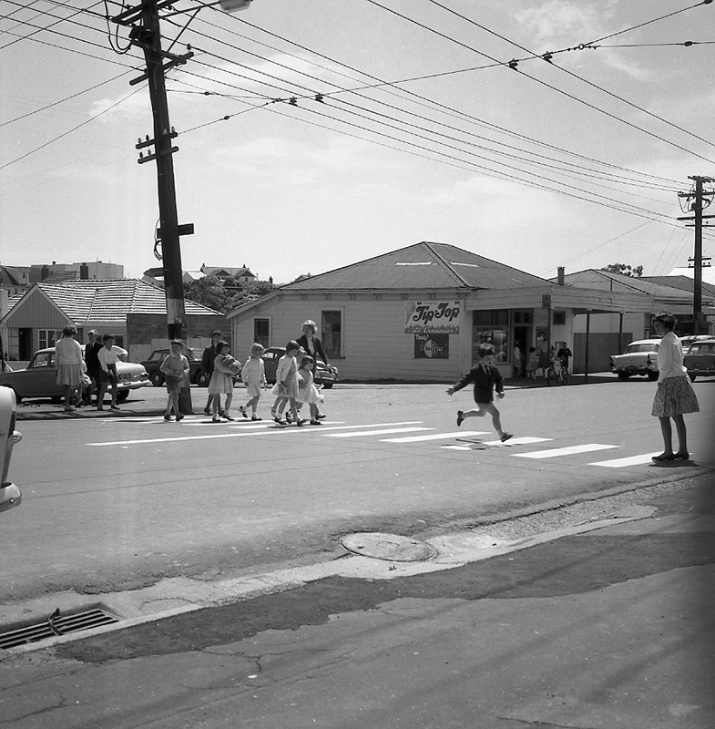 a. Main Rd Karori