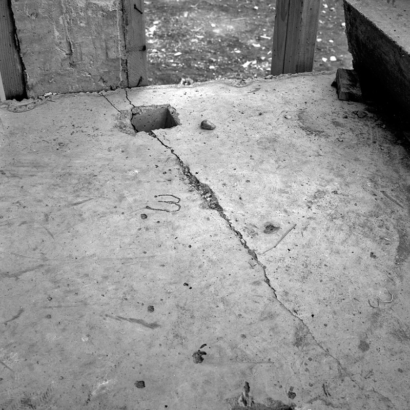 r. Marshall Court Flats