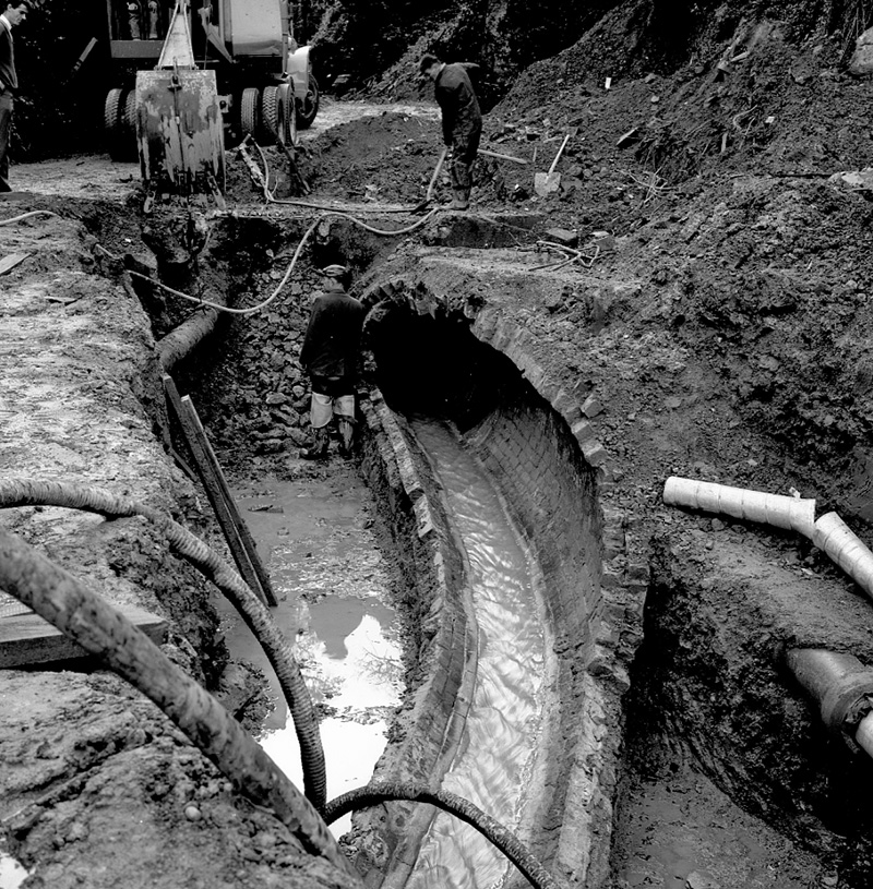 a. Hobson Street Drainage, Thorndon Quay