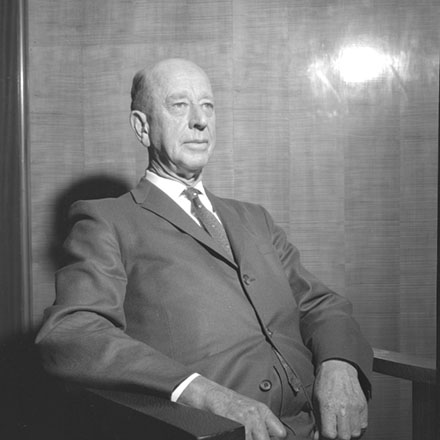 b. Mr Nankervis, Portrait