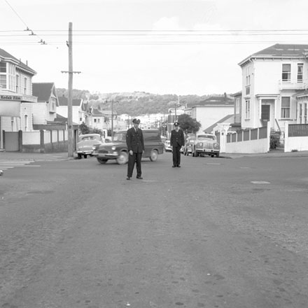 b. Traffic, Willis St - Abel Smith St