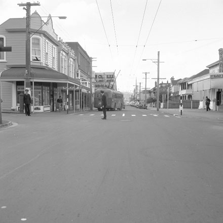 d. Traffic, Willis St - Abel Smith St