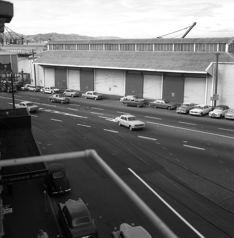 b. Jervois Quay, traffic
