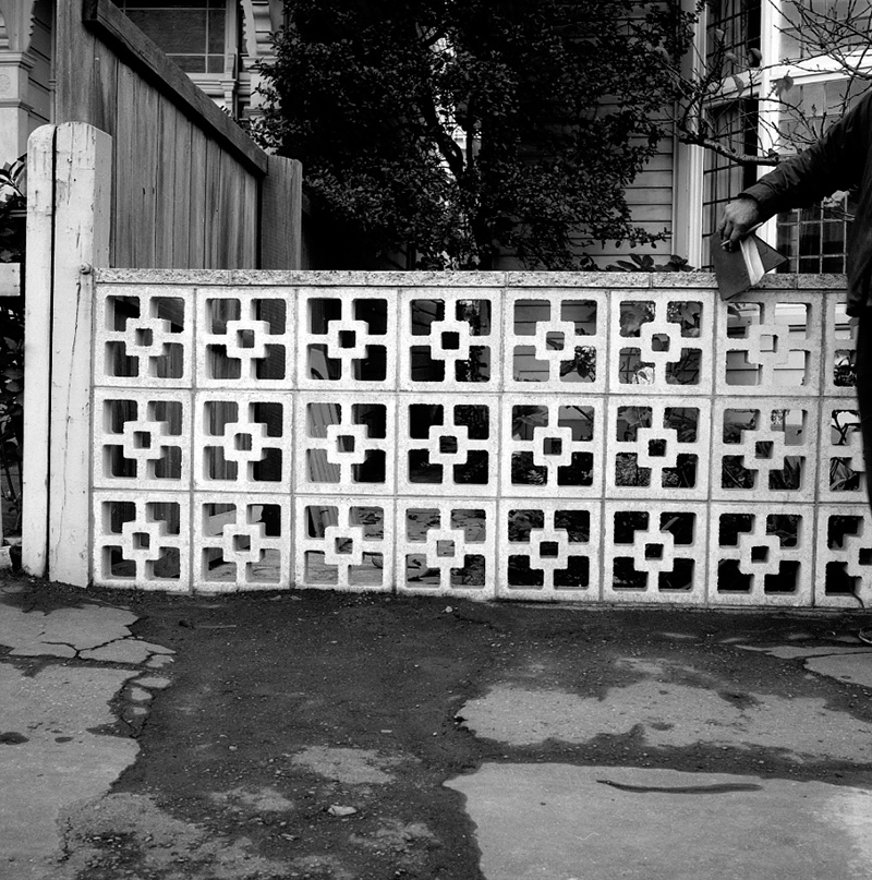 b. Tinakori Road Fence