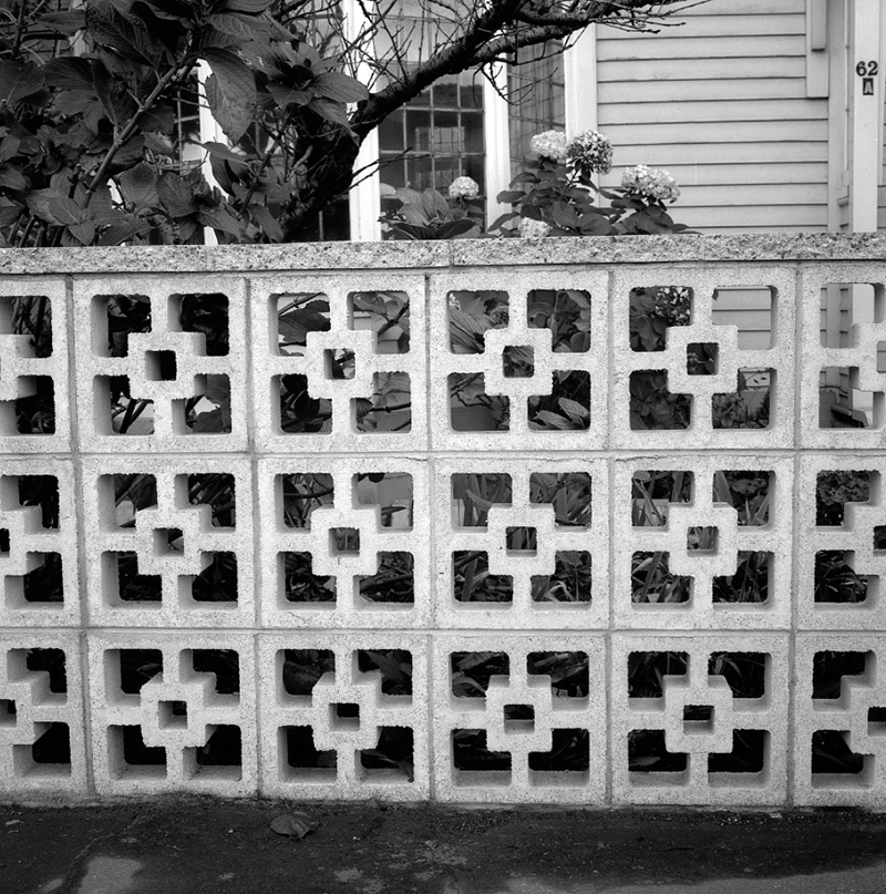 c. Fences, nos 58-78 Tinakori Rd