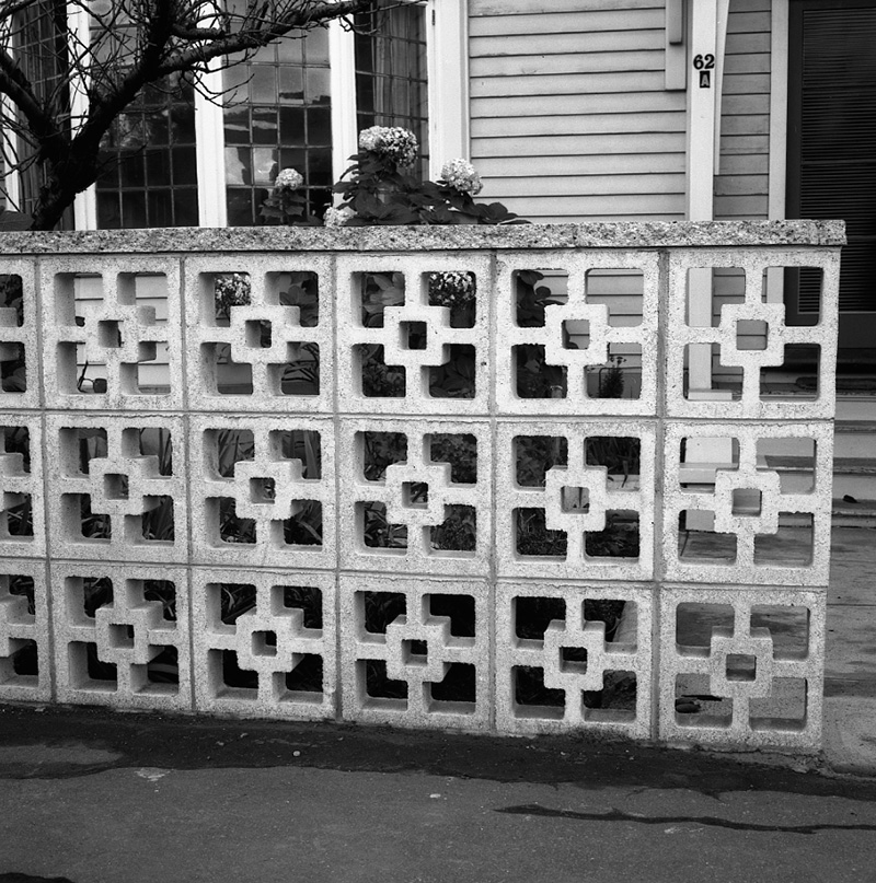 d. Fences, nos 58-78 Tinakori Rd