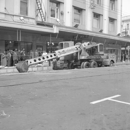 a. Gradall, Cuba St