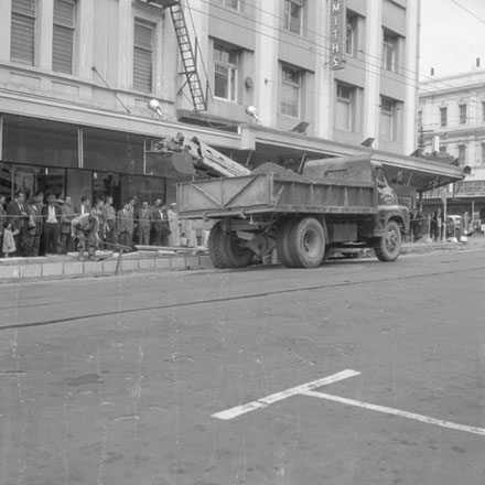 g. Gradall, Cuba St
