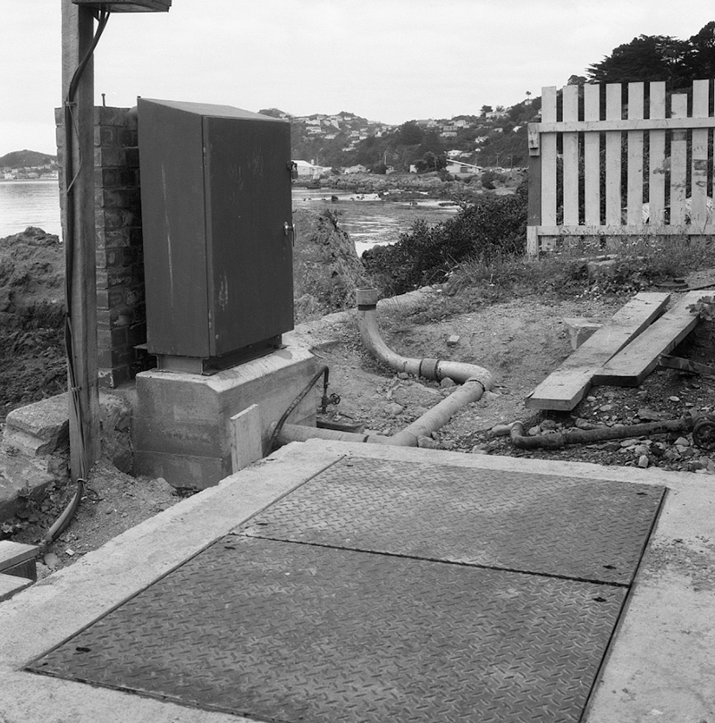 a. No 27 Pumping Station, Karaka Bay