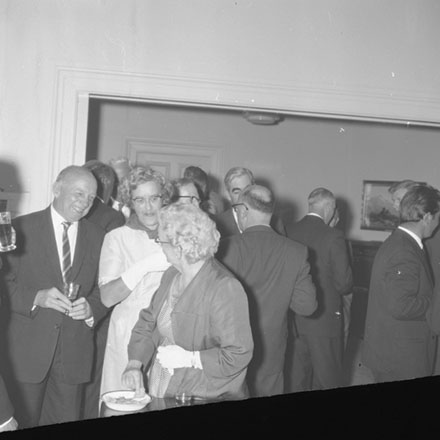 t. Reception to Barry Devonport