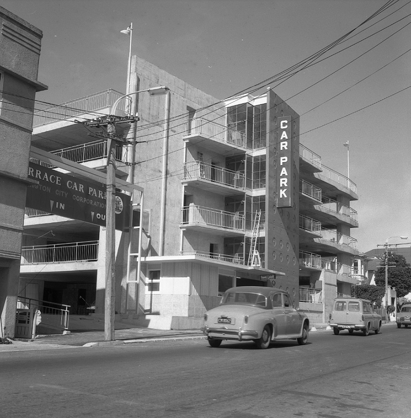 f. Flats, buildings, scenes