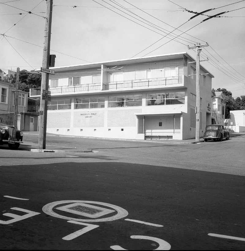 h. Flats, buildings, scenes