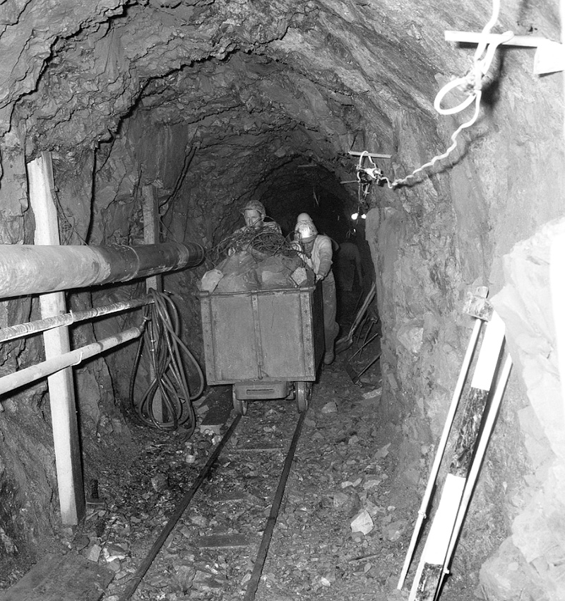 g. Wilton Road tunnel