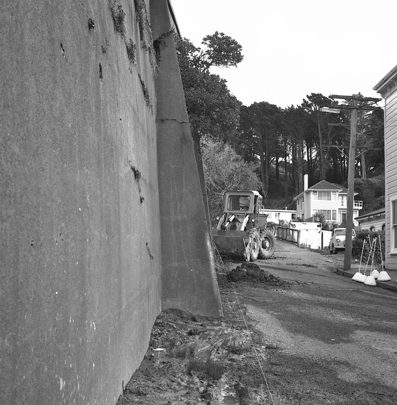 a. Bidwill Street, Retaining wall
