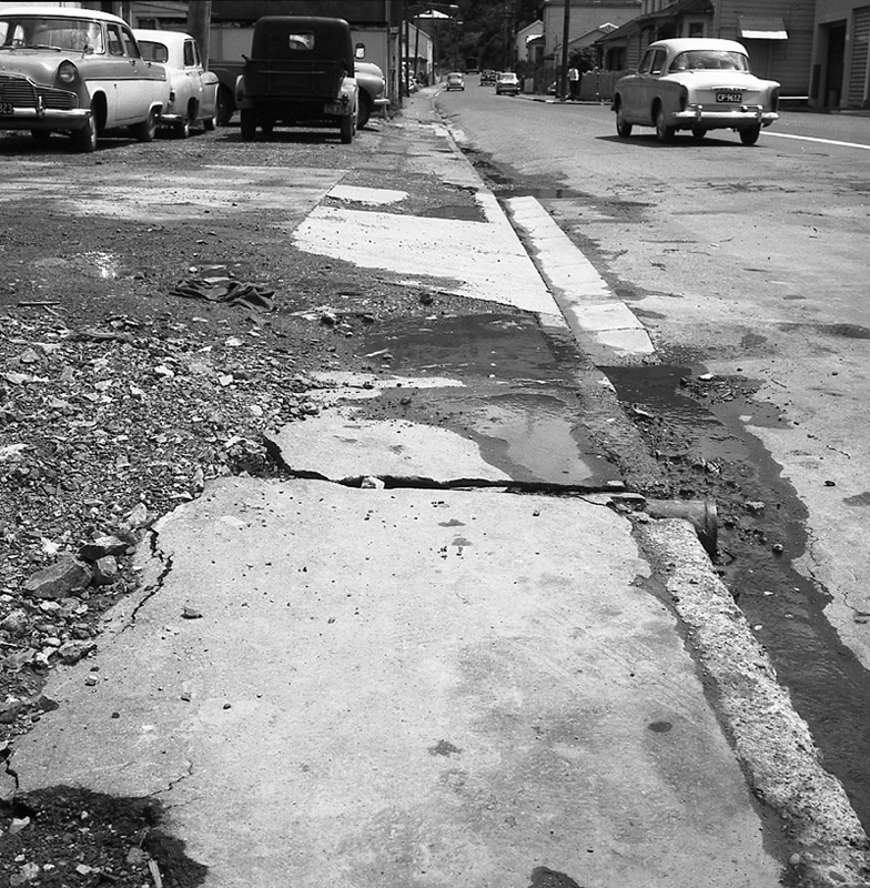 a. Footpath Ngaio Gorge-Hutt Rd