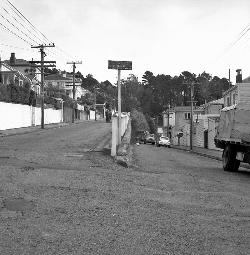 h. Bidwill Street, Retaining wall