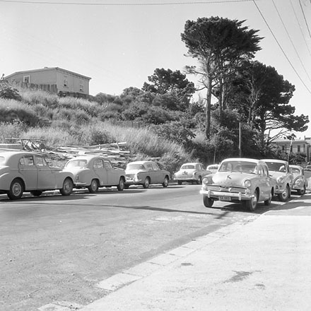 e. Hanson St, Newtown