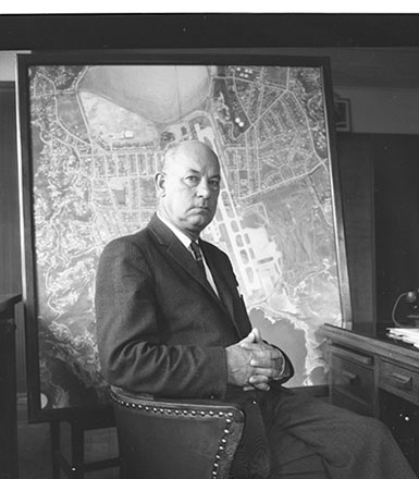 b. Mr. F. B. C. Jeffreys