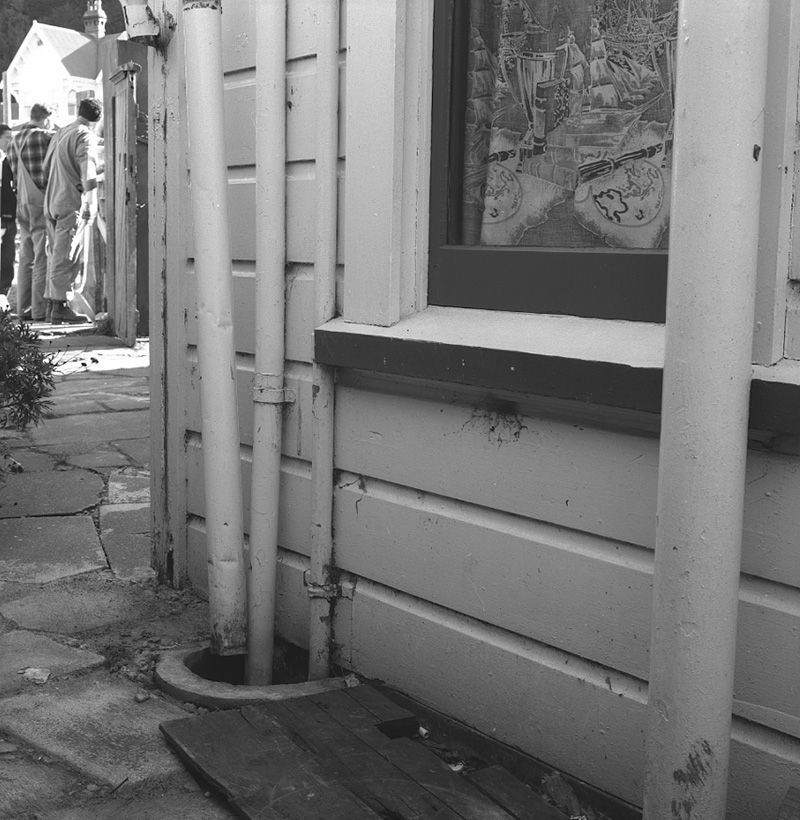 c. No 100 Hobson Street