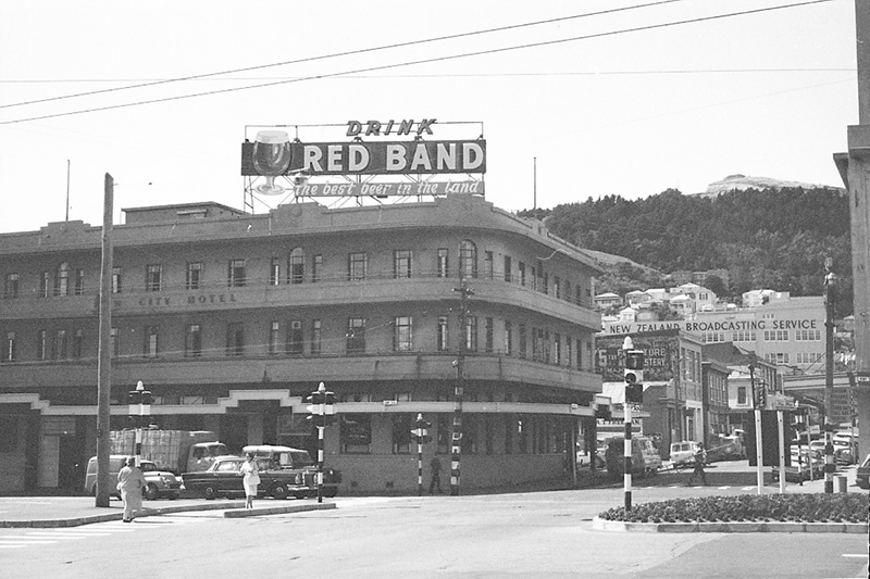 af. Traffic/buildings