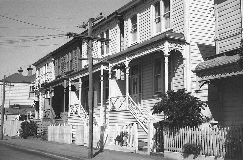 am. Traffic/buildings