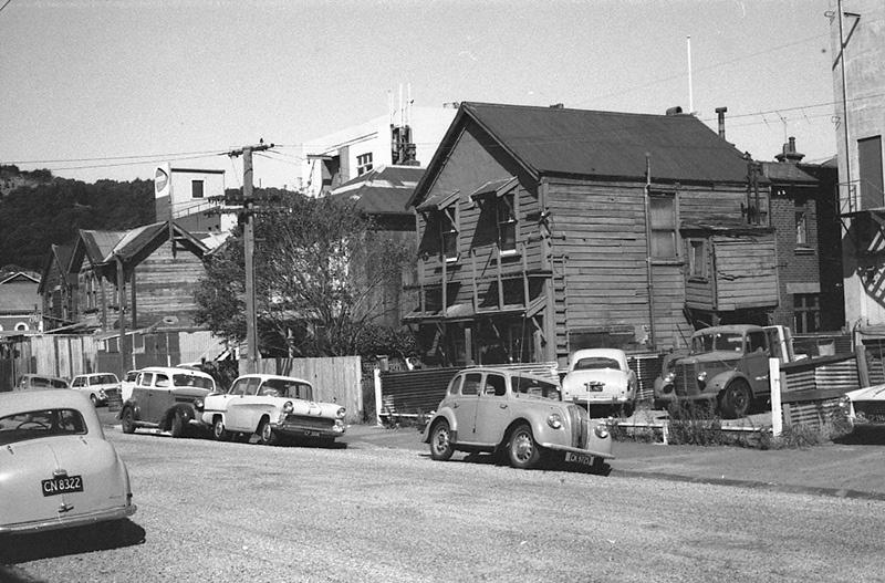 an. Traffic/buildings