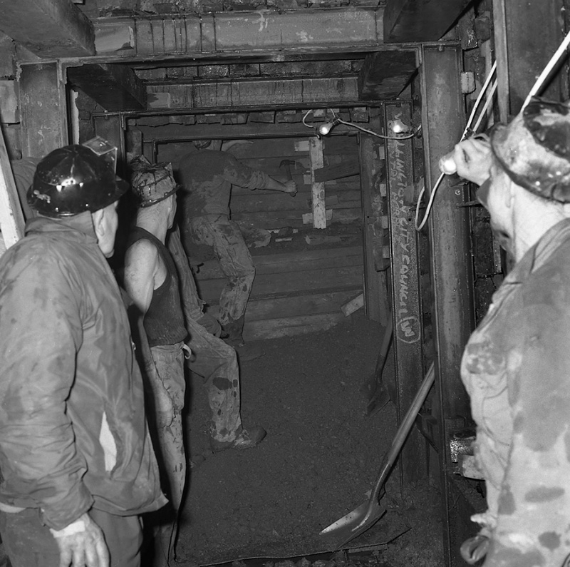 i. Wilton Road, Drainage tunnel