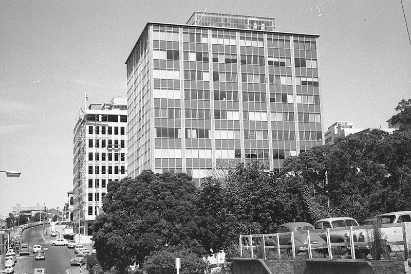 h. Traffic/buildings