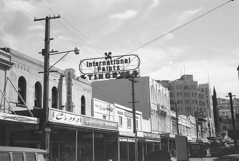 q. Traffic/buildings