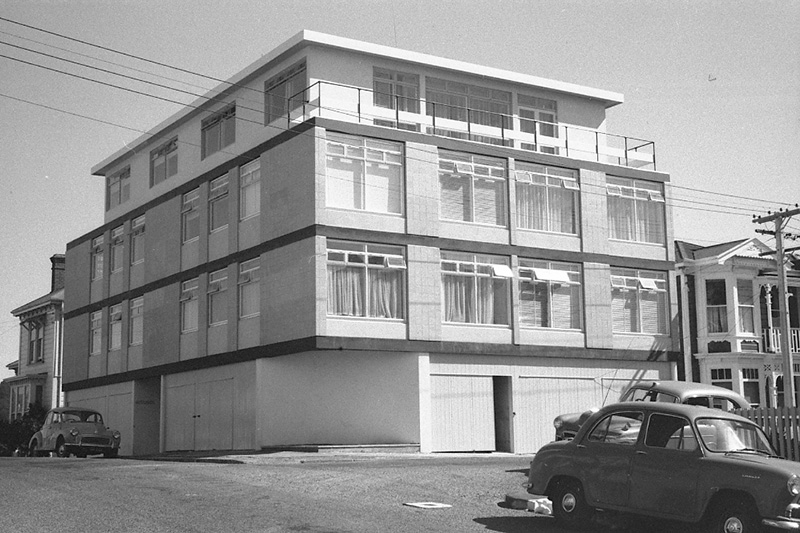 x. Traffic/buildings