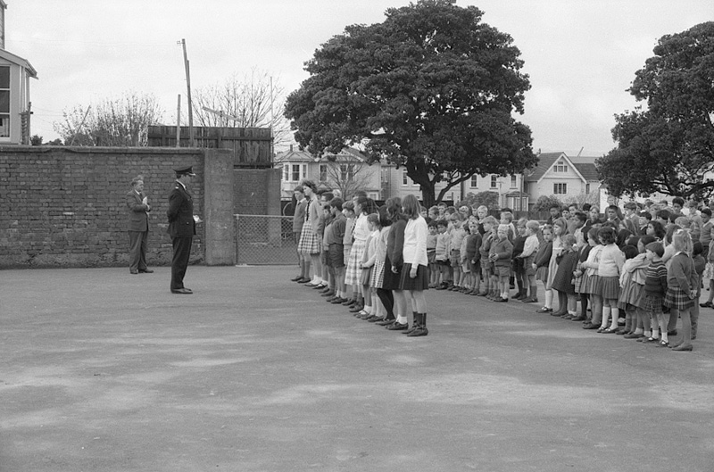 g. Presentation, Shell Trophy, Thorndon School