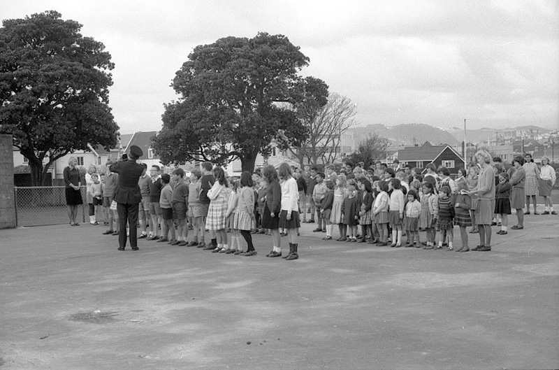 h. Presentation, Shell Trophy, Thorndon School