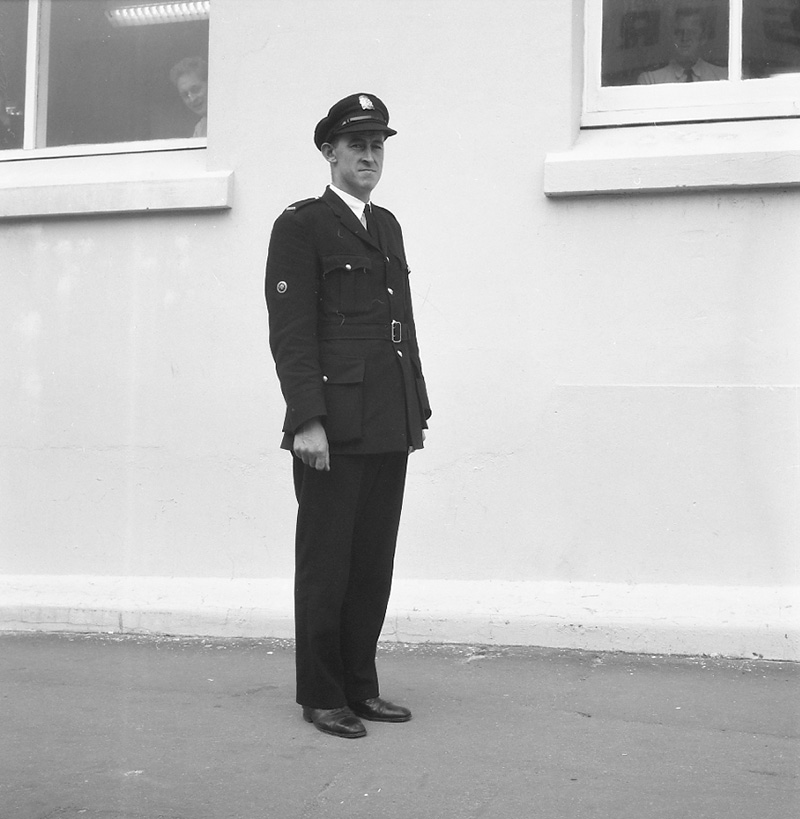 a. Traffic House, Traffic officers