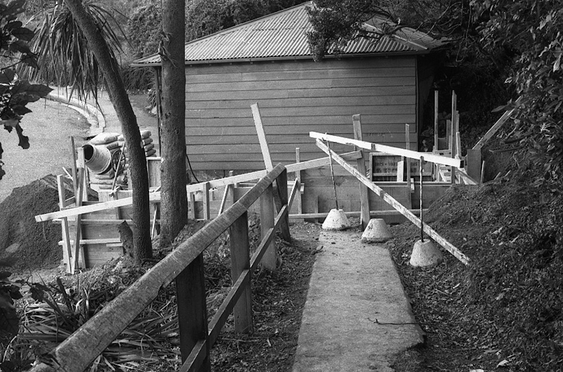 f. Oban Street, garage