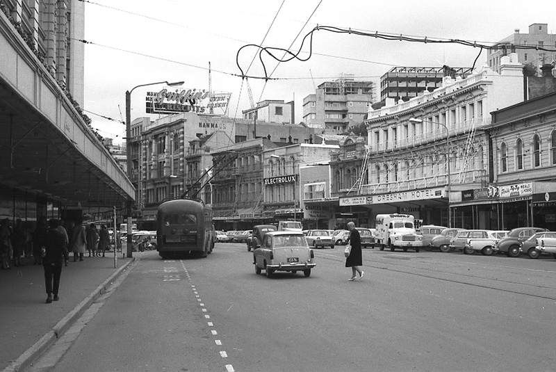 af. Traffic Buildings