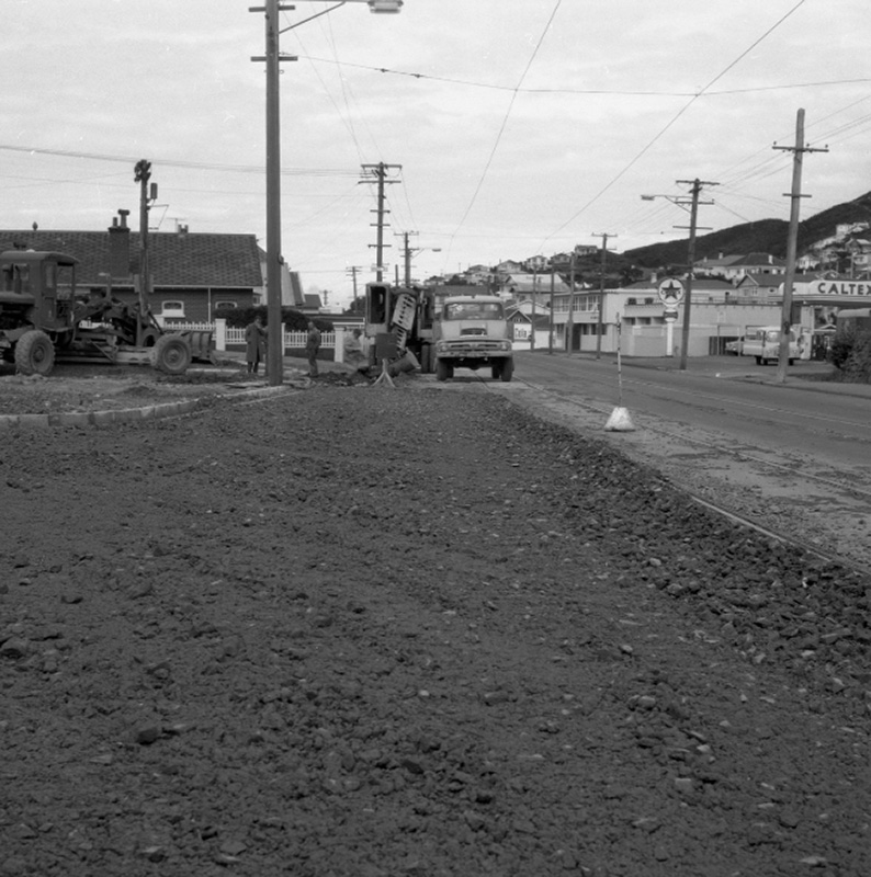 a. Scene of alleged accident/Streetscape, The Parade, Island Bay
