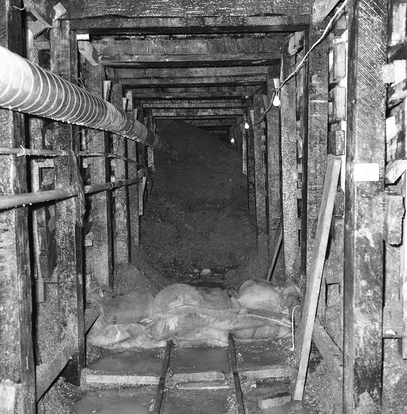 b. Wilton Road, Drainage tunnel