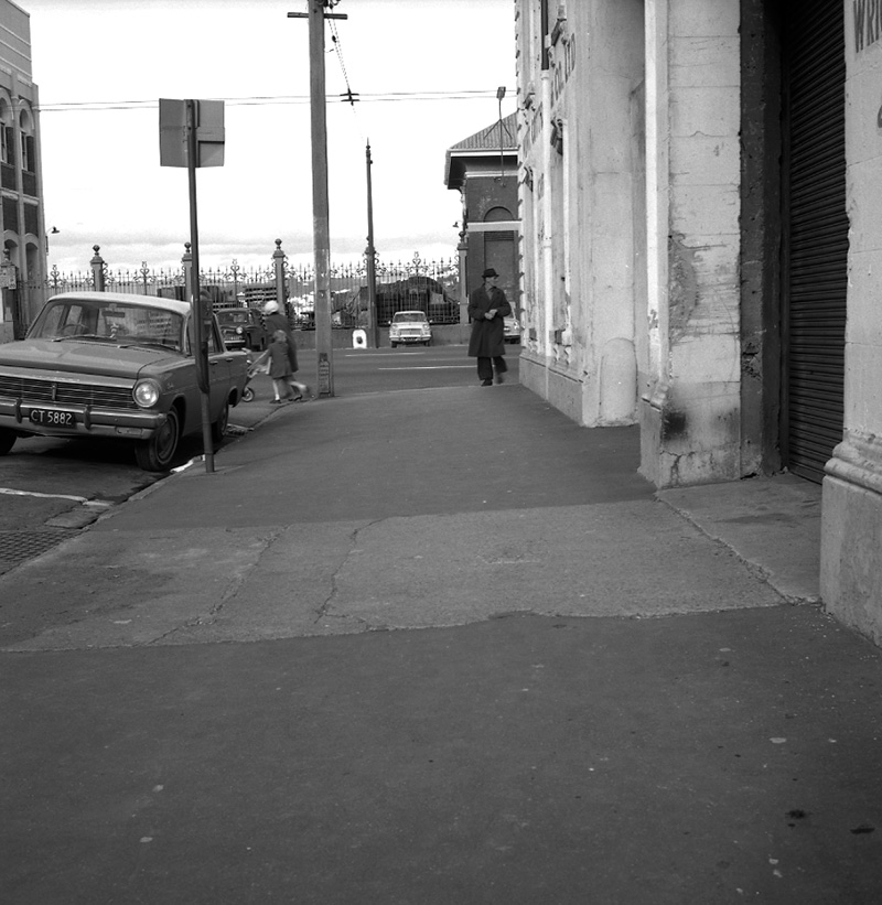 a. Waring-Taylor Street, footpath