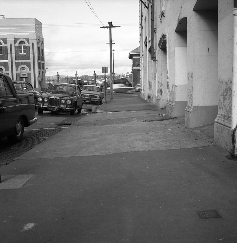 b. Waring-Taylor Street, footpath