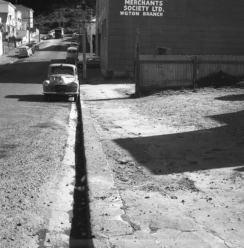 b. George Street, footpath