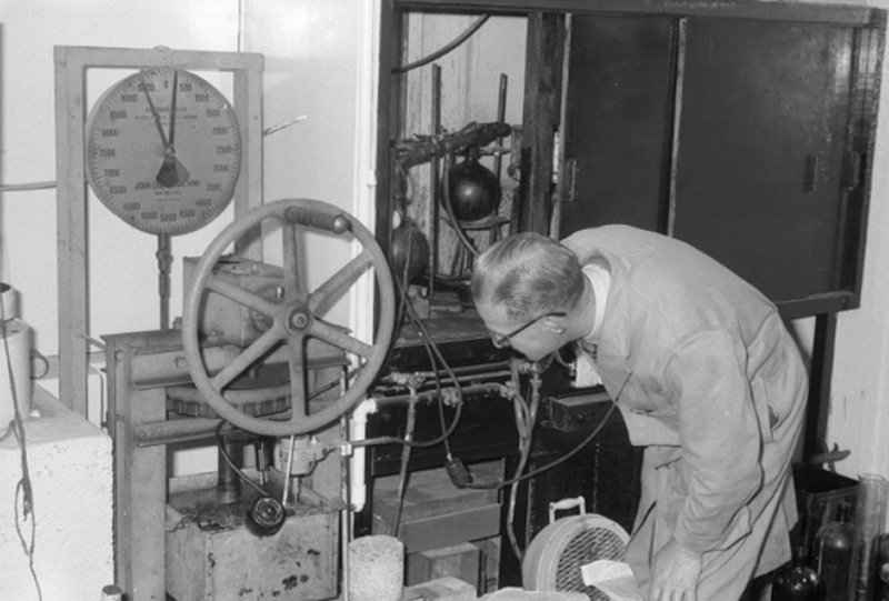 v. Laboratory, Corporation yard