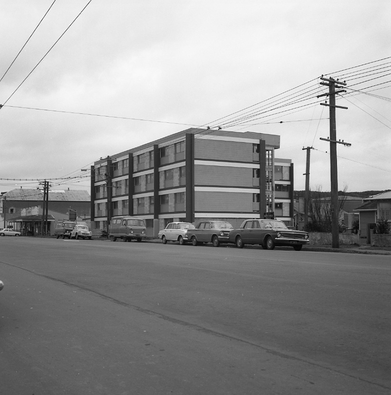 a. Park Road Flats, Marshall Court