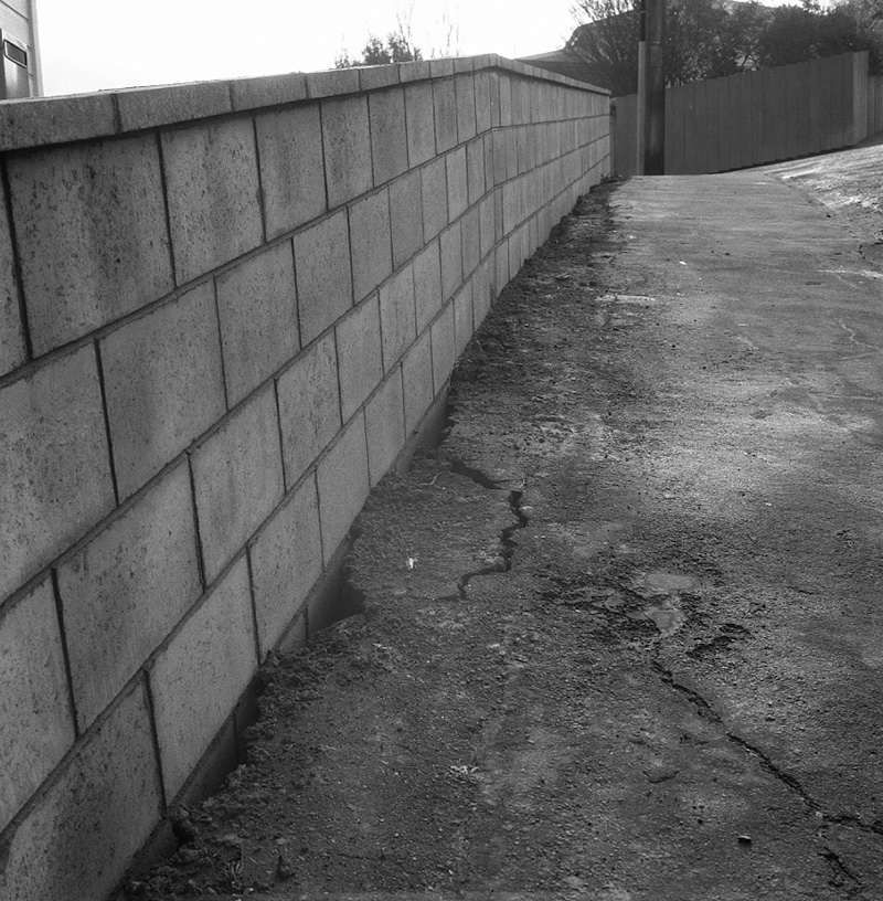 b. No 1 Tapiri Street