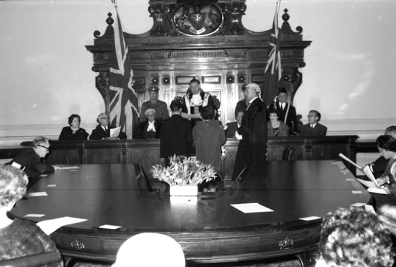 n. Naturalisation Ceremony, Council Chamber